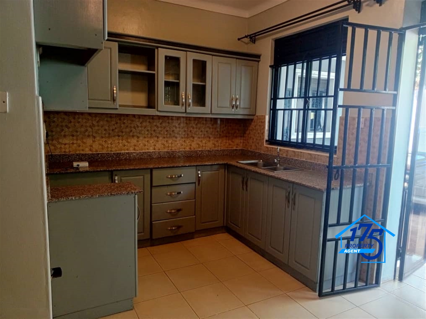 Apartment for rent in Namugongo Wakiso