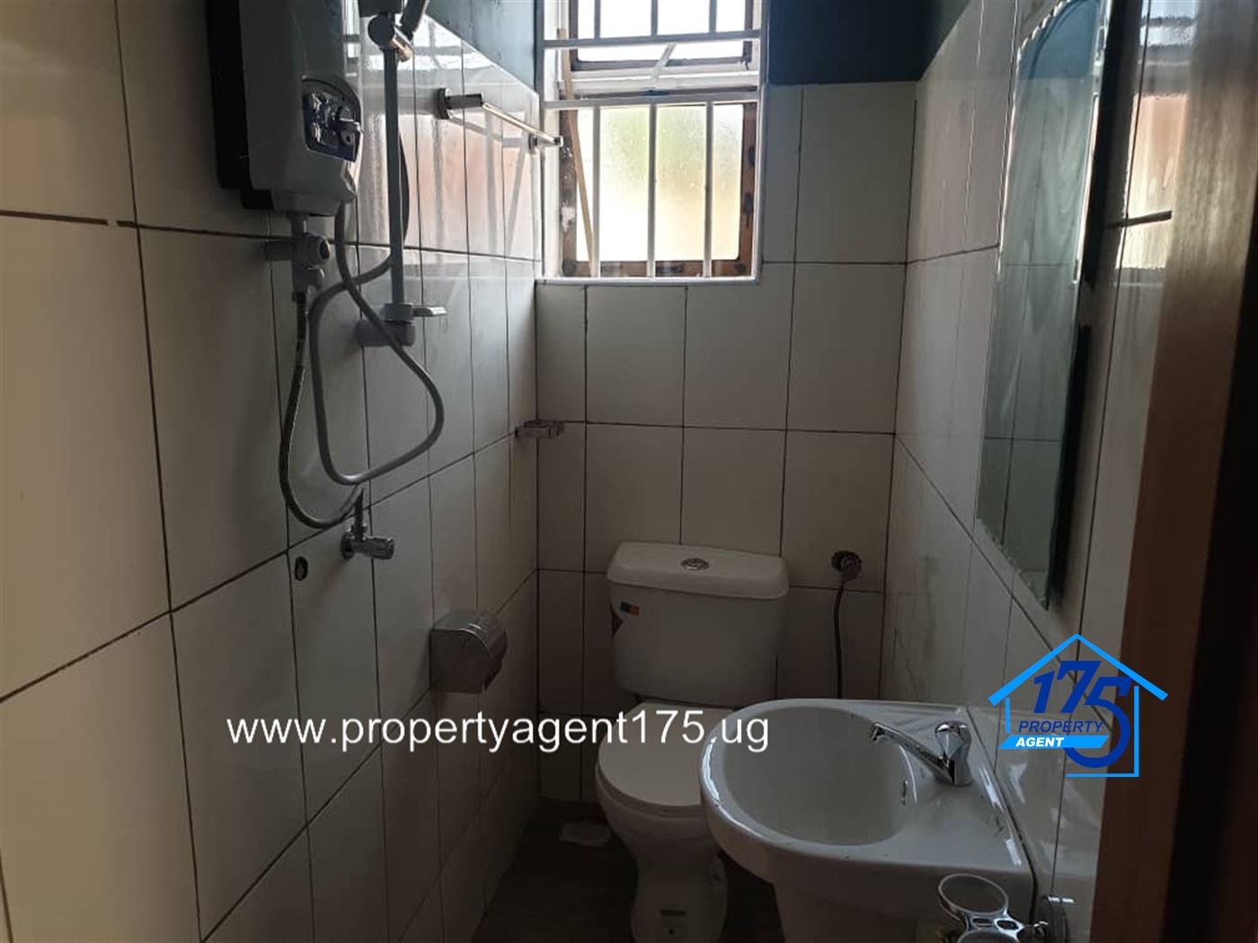 Semi Detached for rent in Kyaliwajjala Wakiso