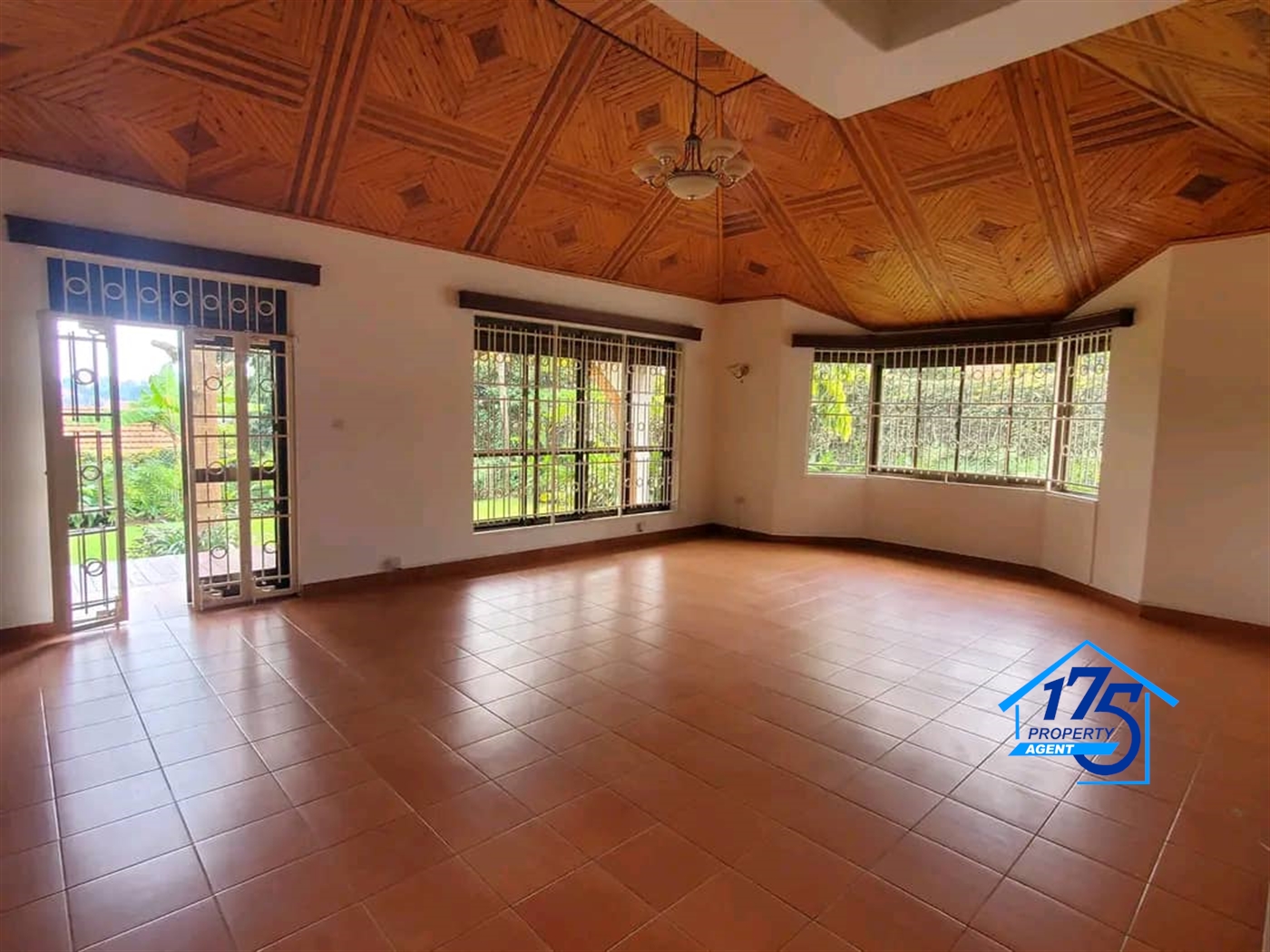 Bungalow for rent in Naguru Kampala