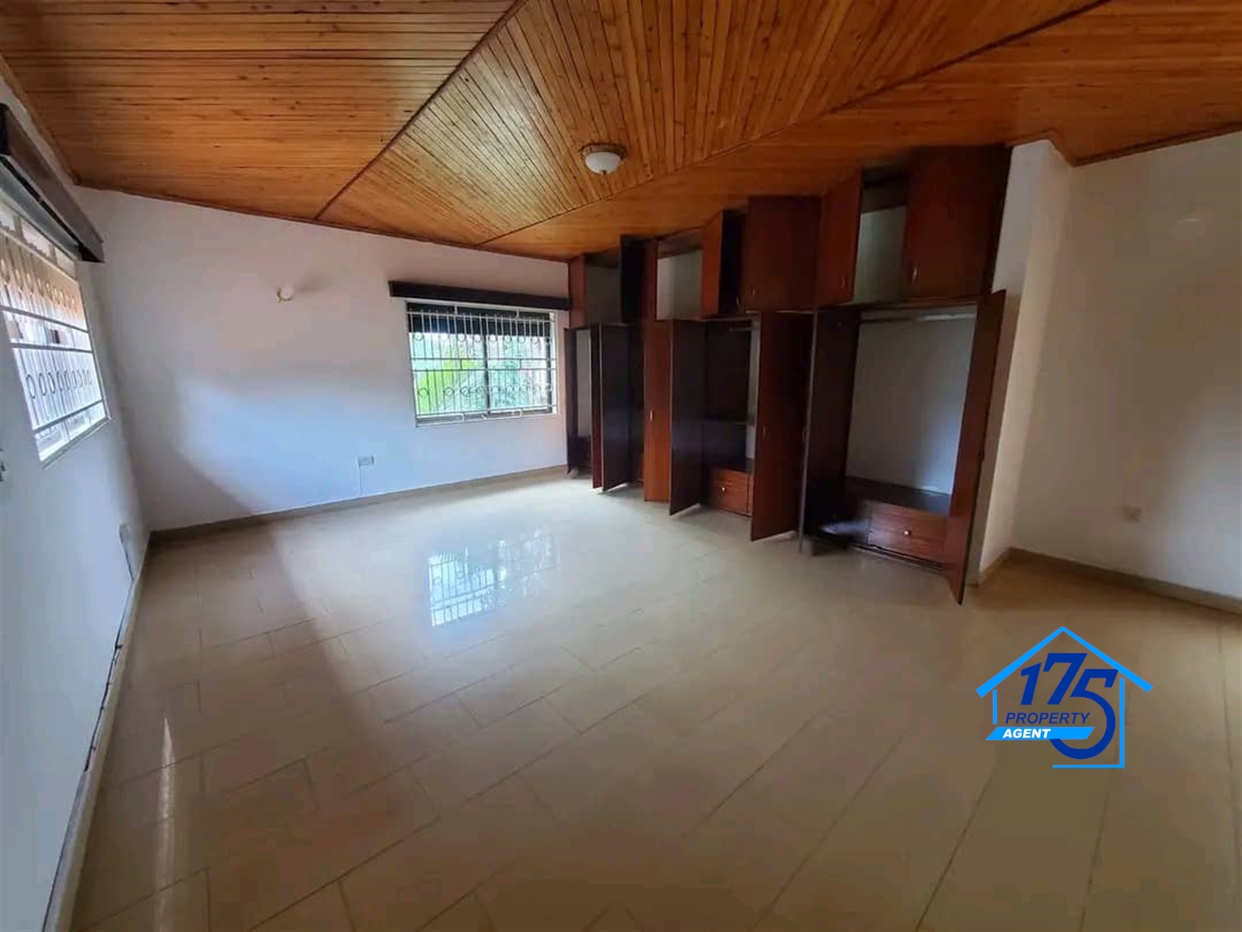 Bungalow for rent in Naguru Kampala