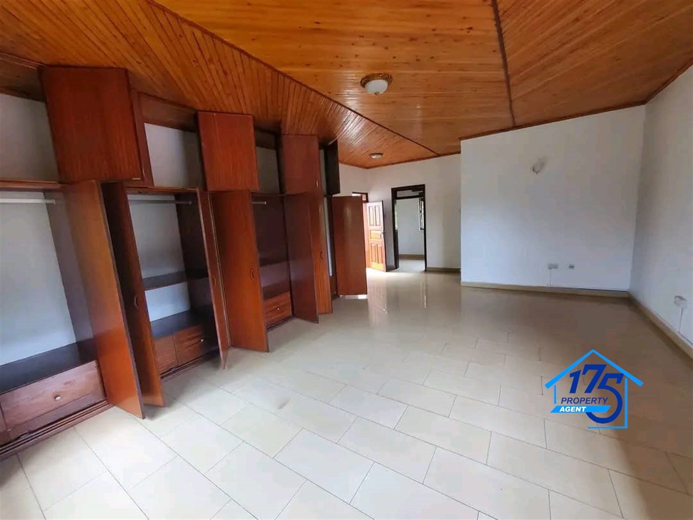 Bungalow for rent in Naguru Kampala