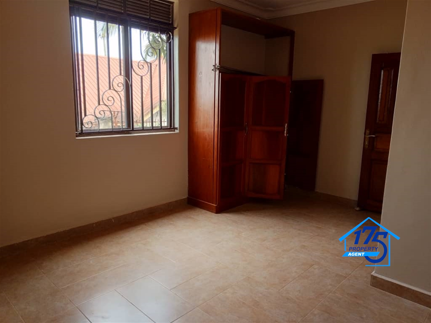 Bungalow for rent in Kira Wakiso