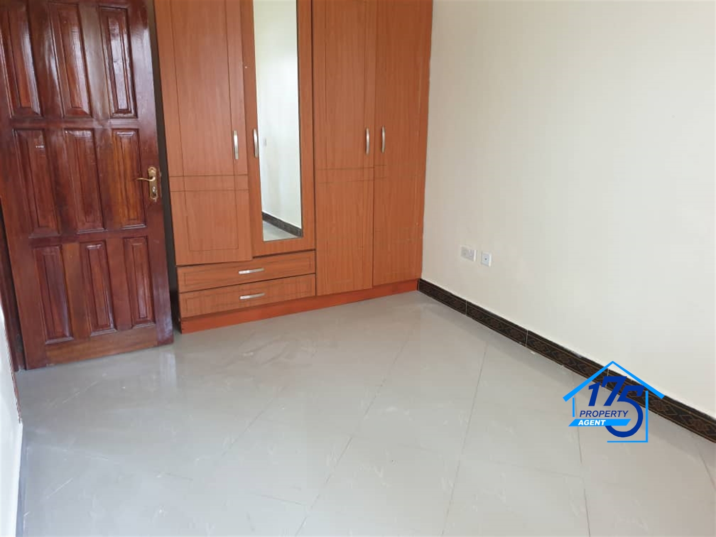 Semi Detached for rent in Bweyogerere Wakiso