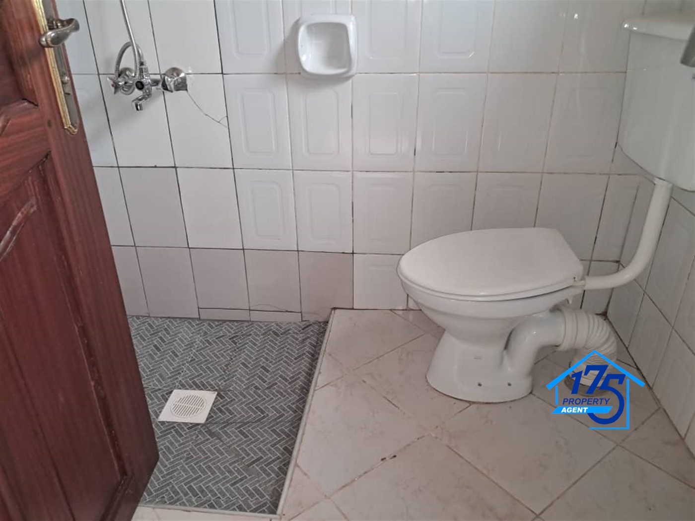 Semi Detached for rent in Kisaasi Kampala