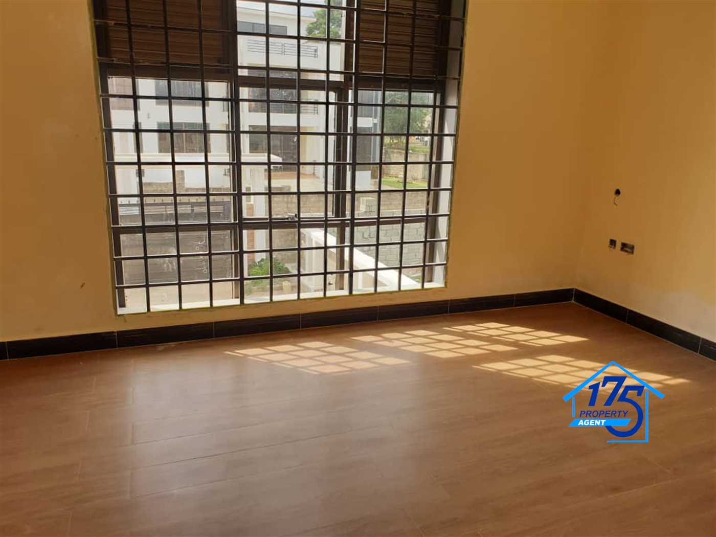 Duplex for sale in Entebbe Wakiso