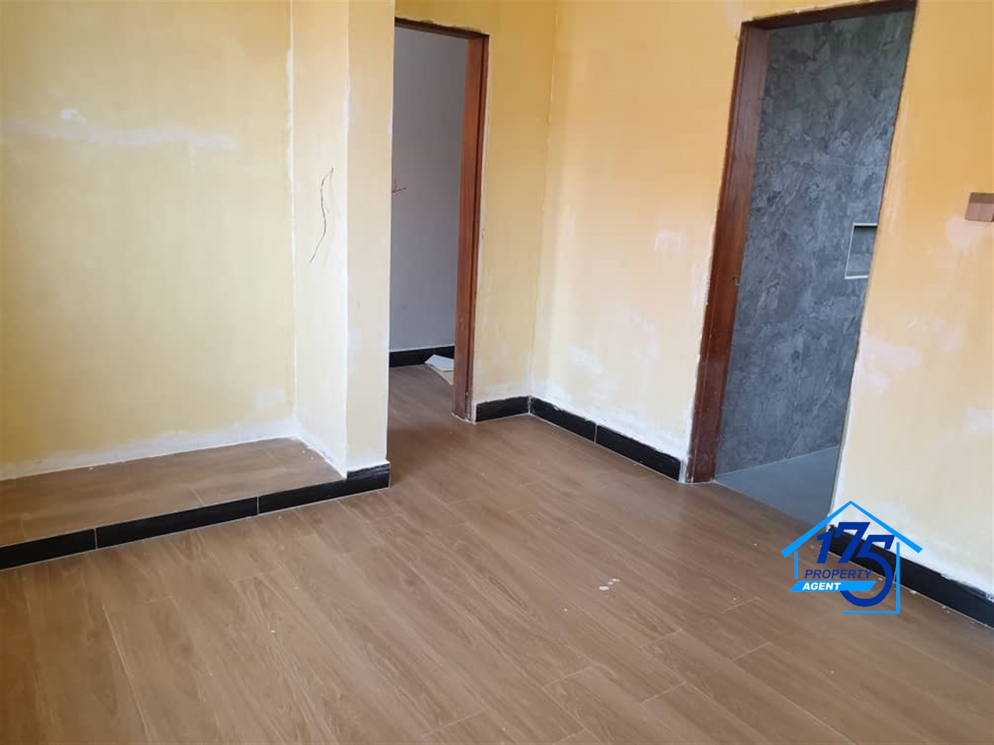 Duplex for sale in Entebbe Wakiso