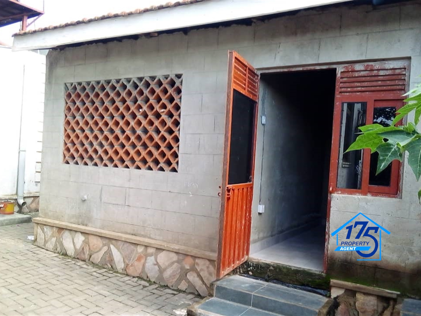 Bungalow for rent in Kira Wakiso