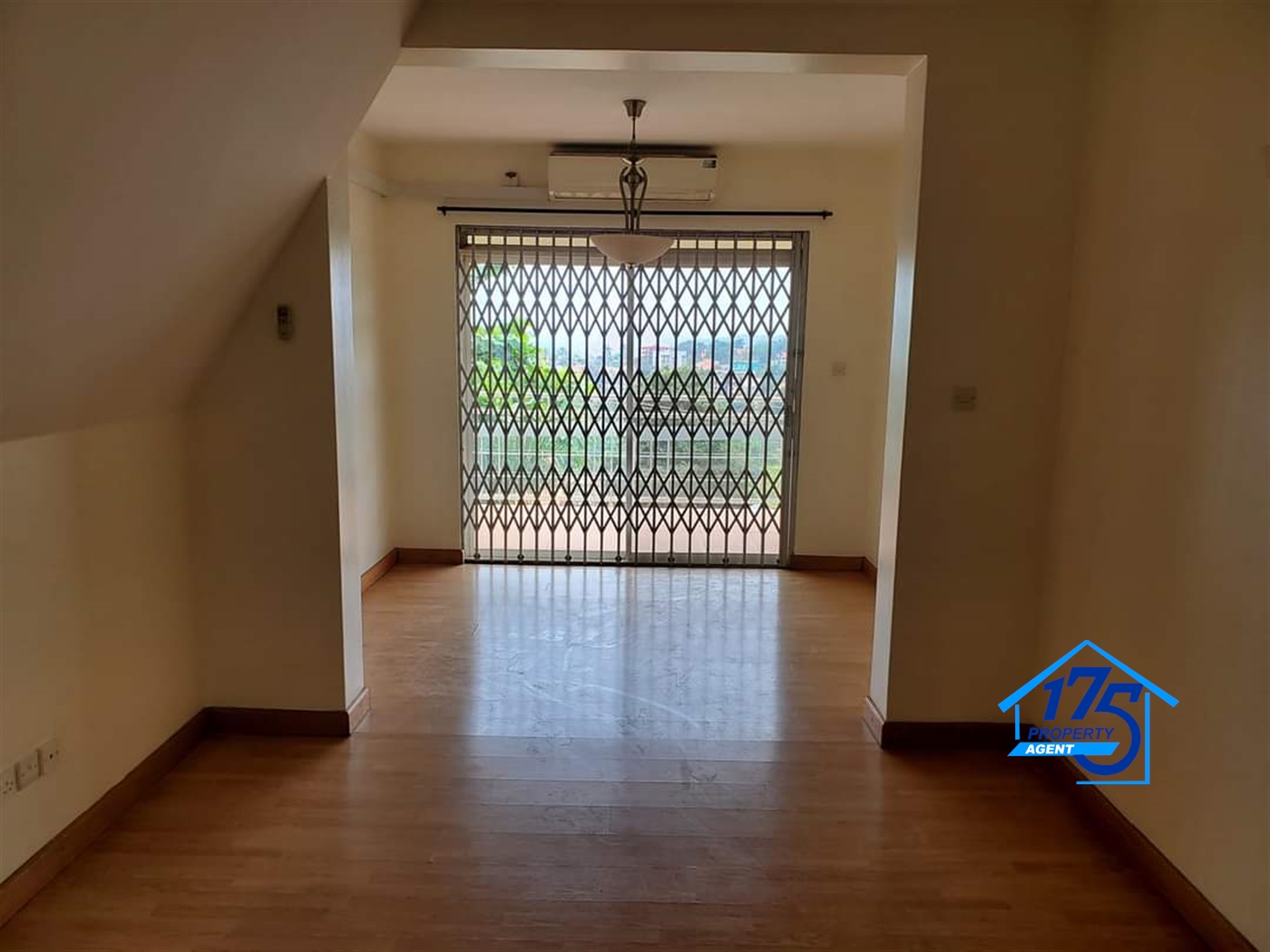 Duplex for rent in Naguru Kampala