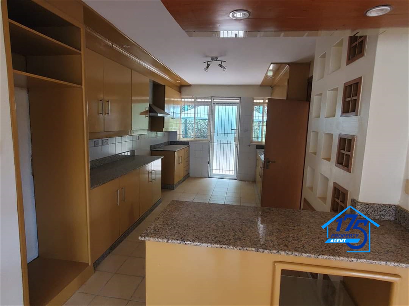 Duplex for rent in Naguru Kampala