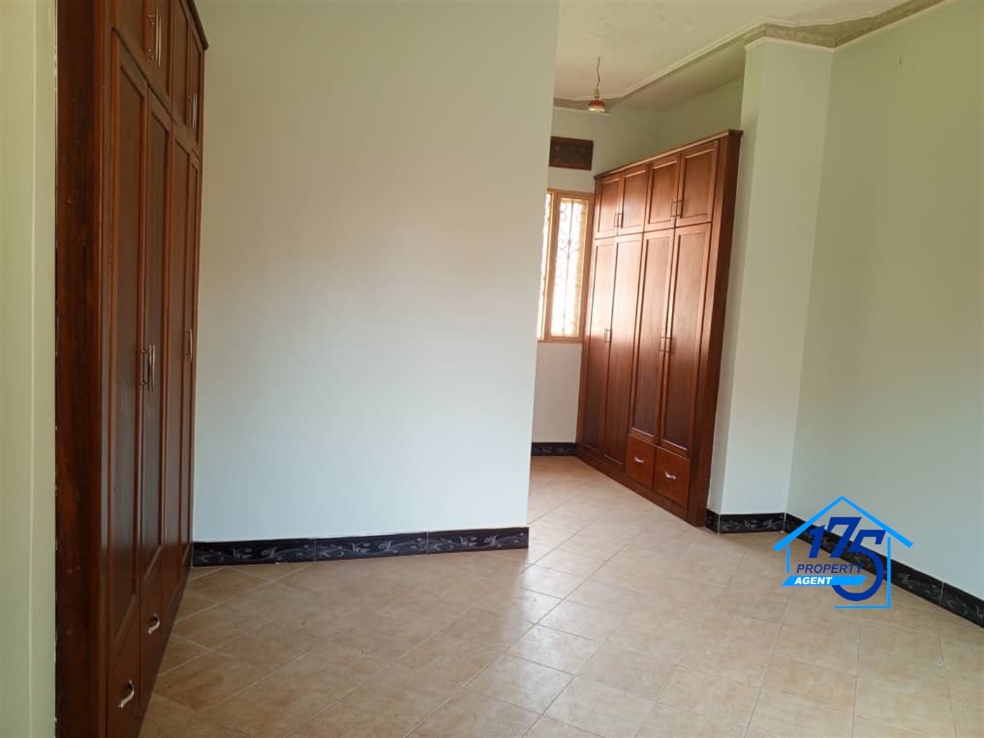 Bungalow for rent in Kireka Wakiso