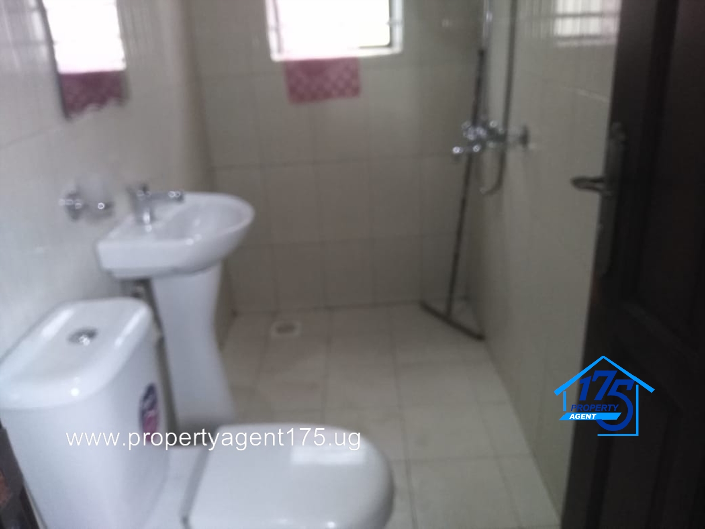 Studio for rent in Kyaliwajjala Wakiso