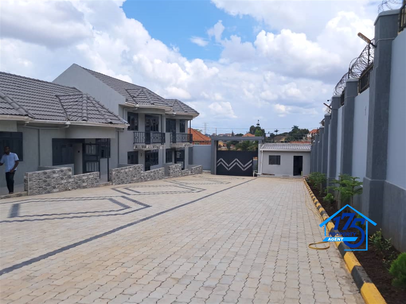 Semi Detached for rent in Kyambogo Wakiso