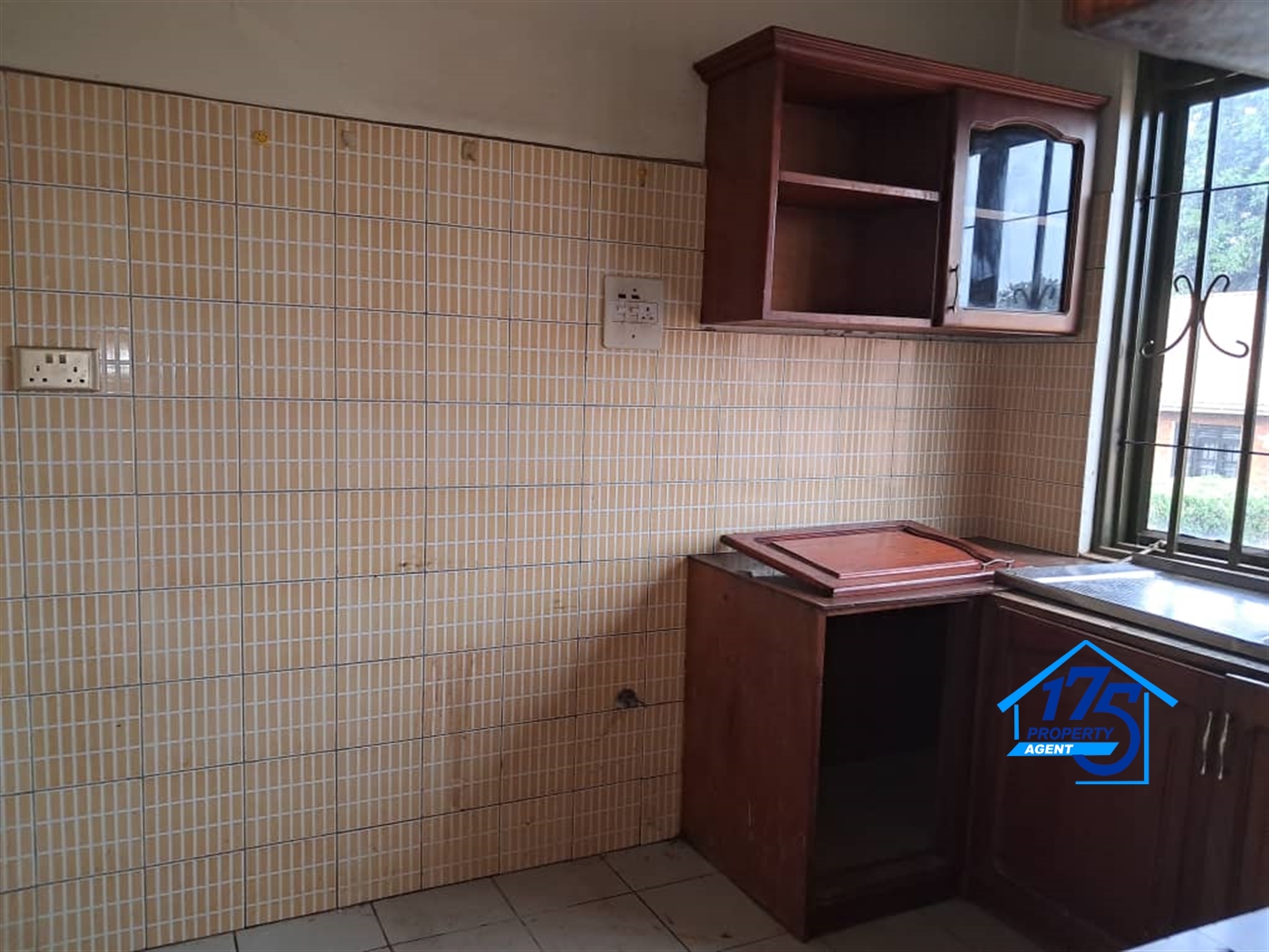 Apartment for rent in Kiwaatule Wakiso