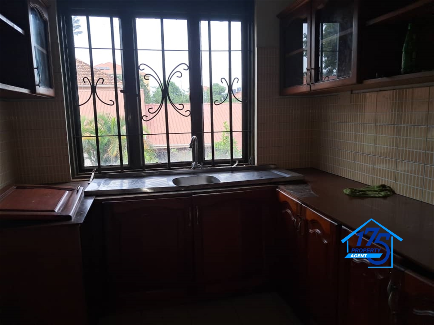 Apartment for rent in Kiwaatule Wakiso