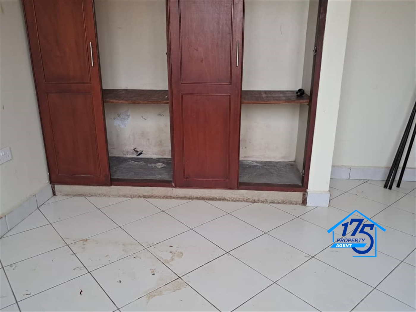 Apartment for rent in Kiwaatule Wakiso