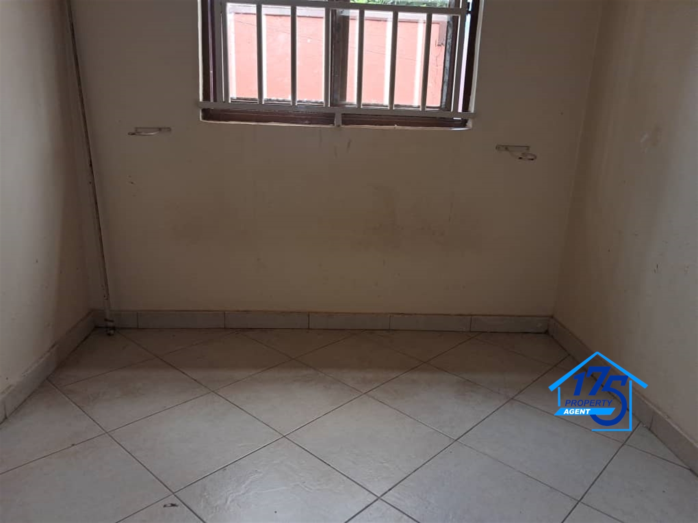 Semi Detached for rent in Kulambilo Wakiso