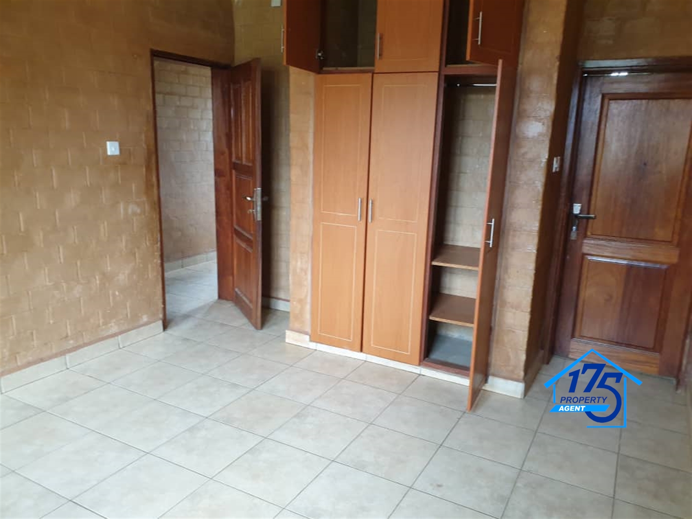 Duplex for rent in Najjera Wakiso