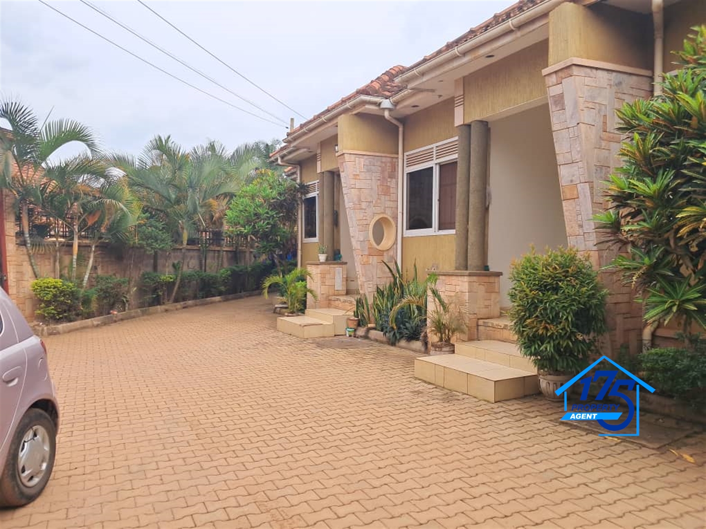 Semi Detached for rent in Kisaasi Kampala