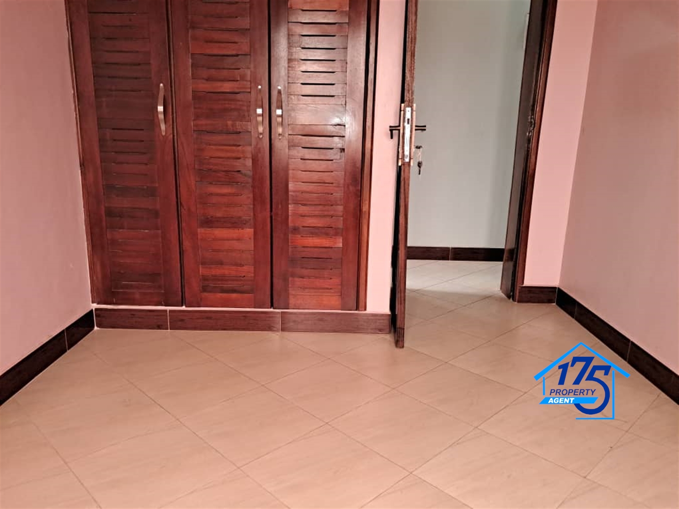 Apartment for rent in Kiwaatule Kampala