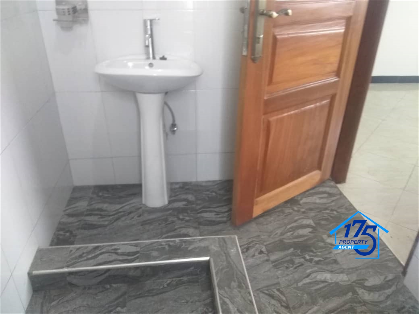 Apartment for rent in Kyaliwajjala Wakiso