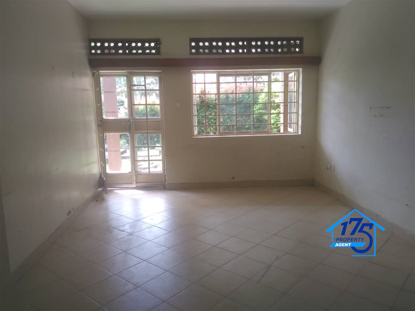 Semi Detached for rent in Kyaliwajjala Wakiso