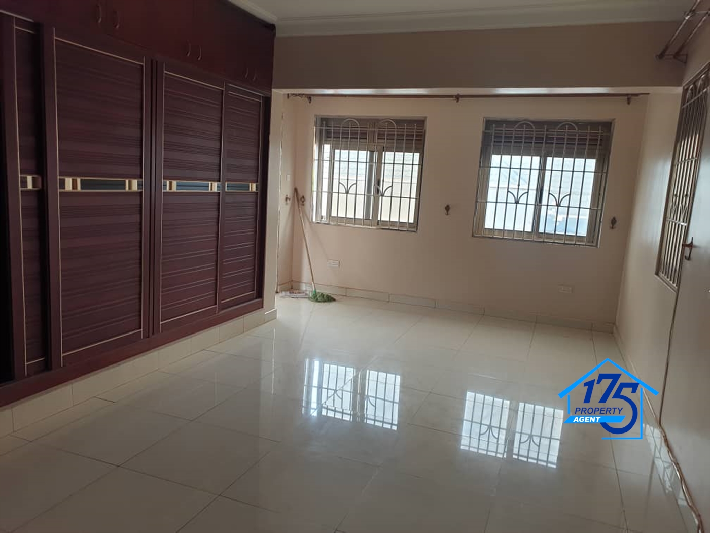 Duplex for rent in Najjera Wakiso