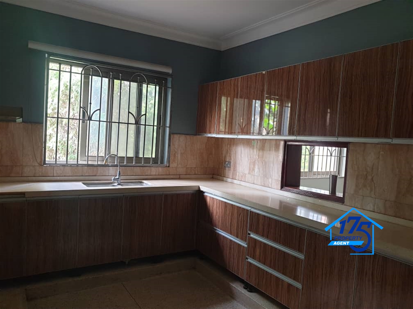 Duplex for rent in Najjera Wakiso