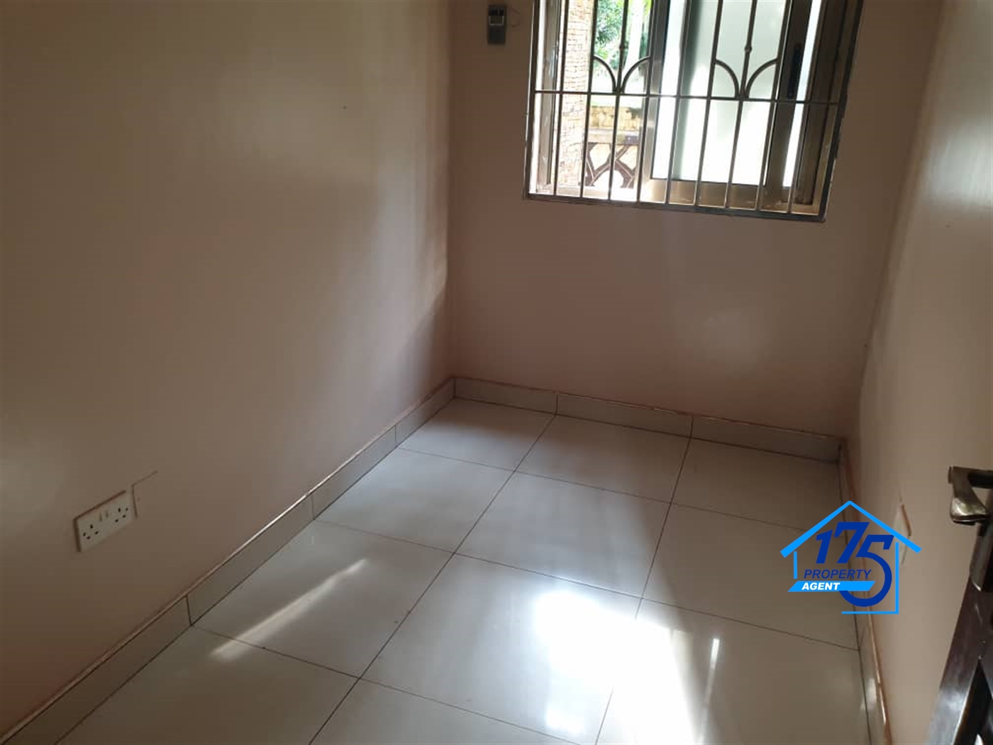 Duplex for rent in Najjera Wakiso