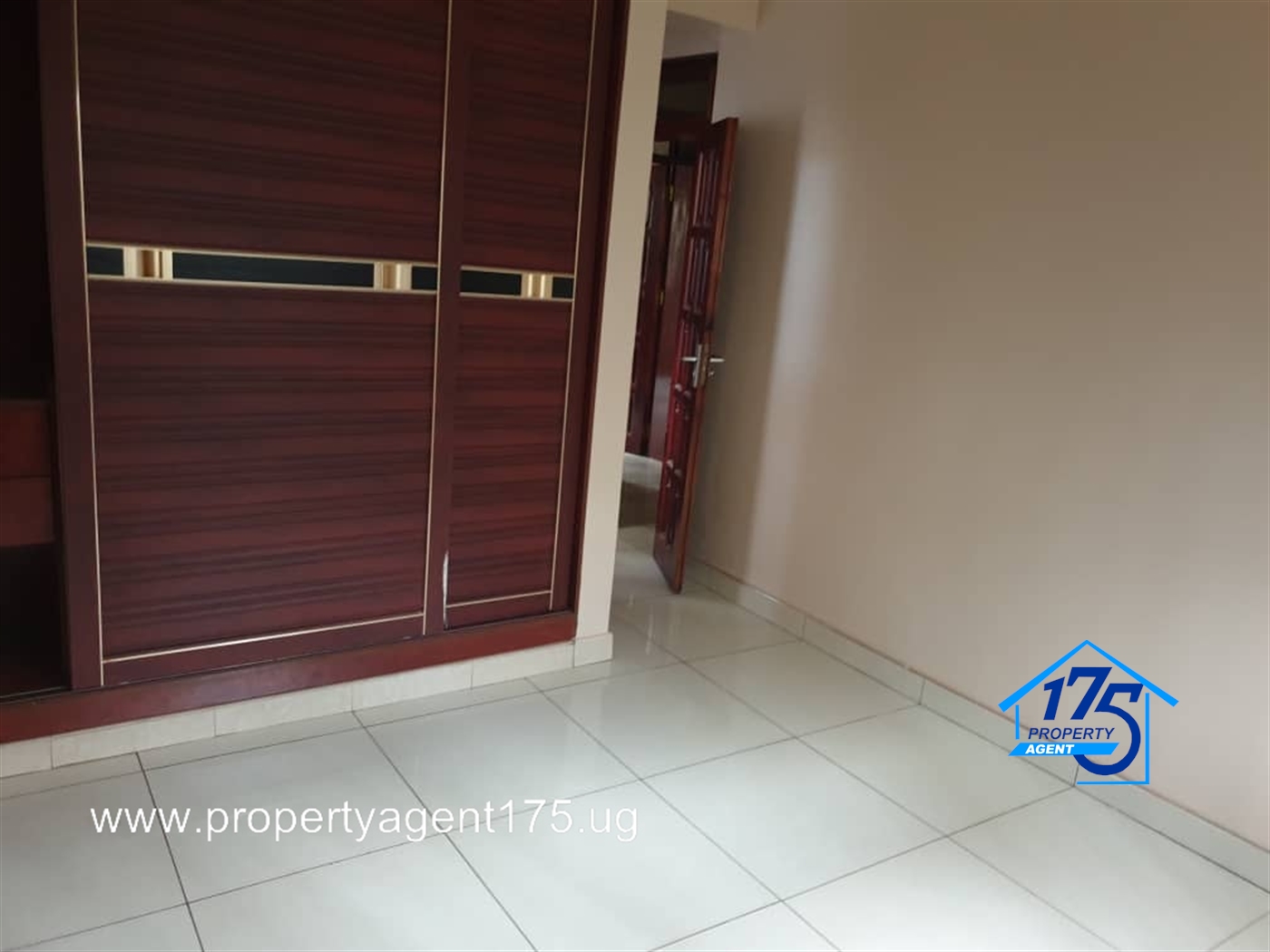 Duplex for sale in Najjera Wakiso