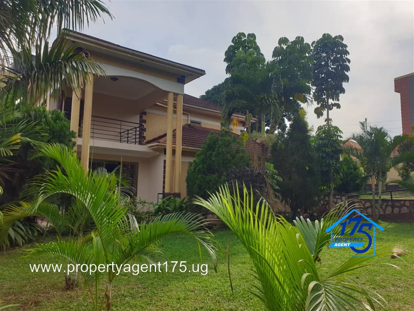 Duplex for sale in Najjera Wakiso