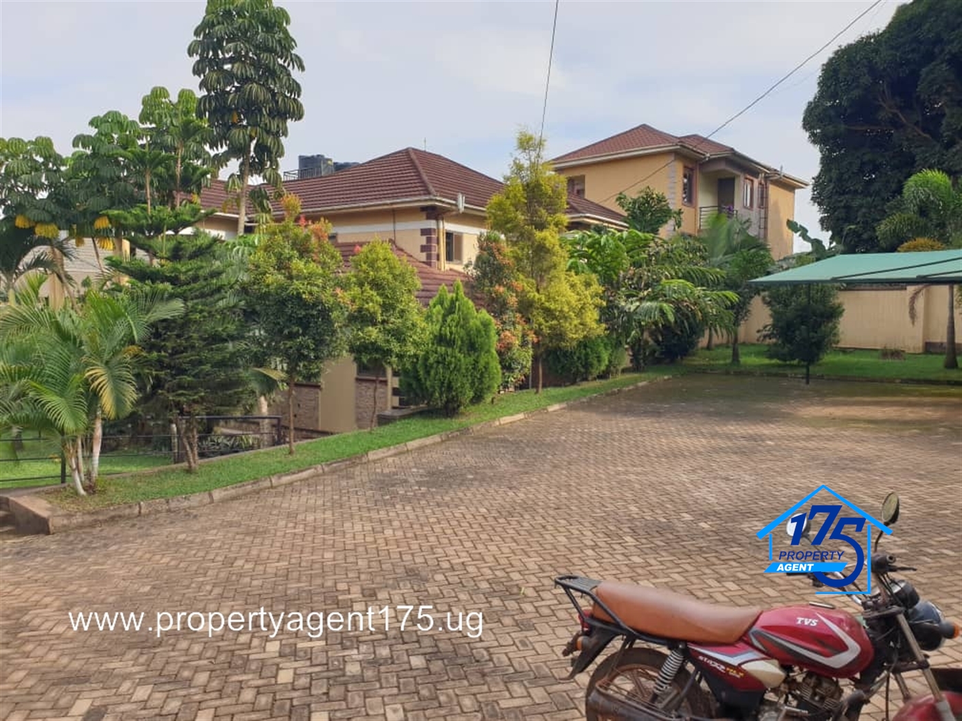 Duplex for sale in Najjera Wakiso