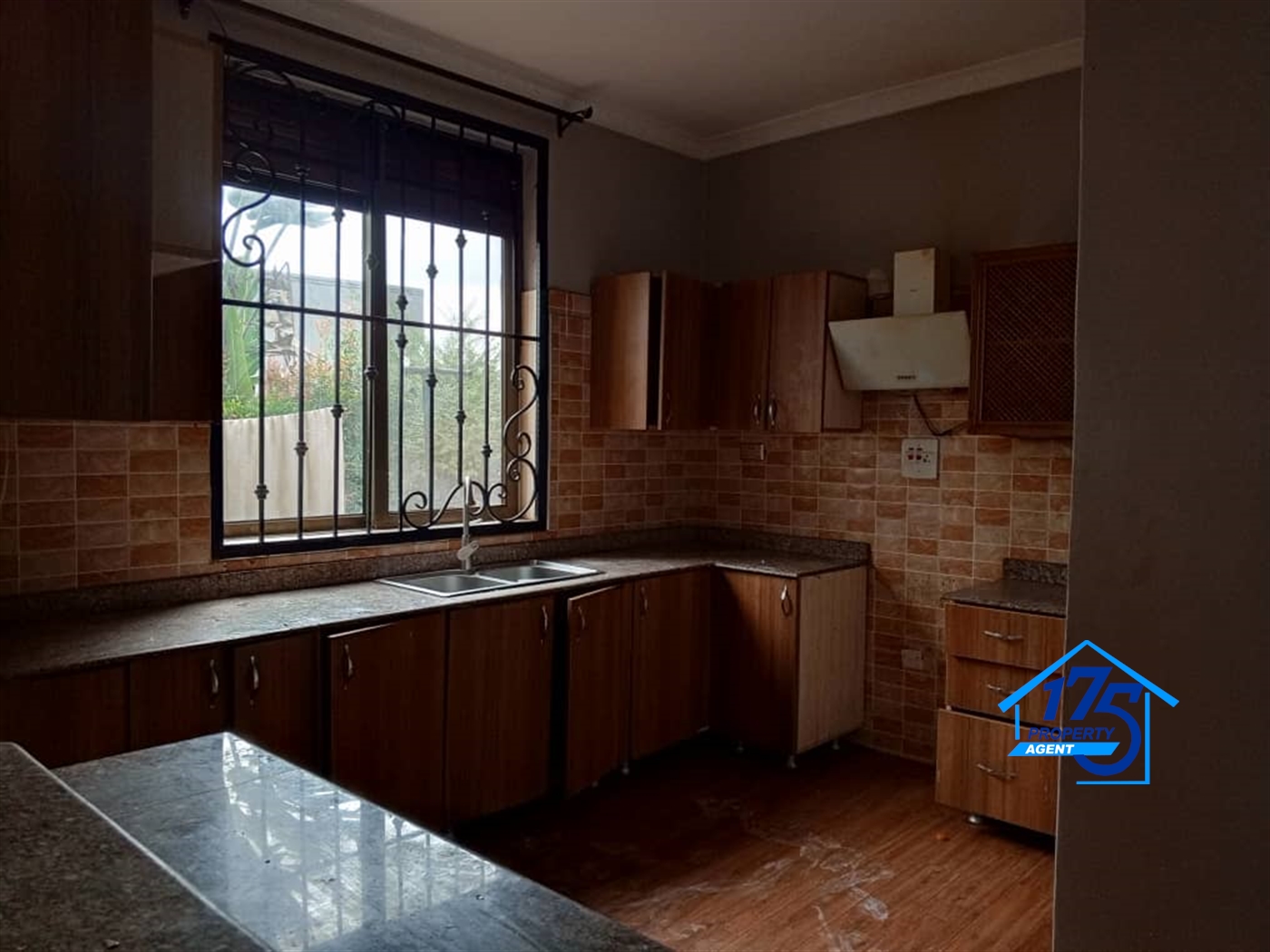 Duplex for rent in Kireka Wakiso