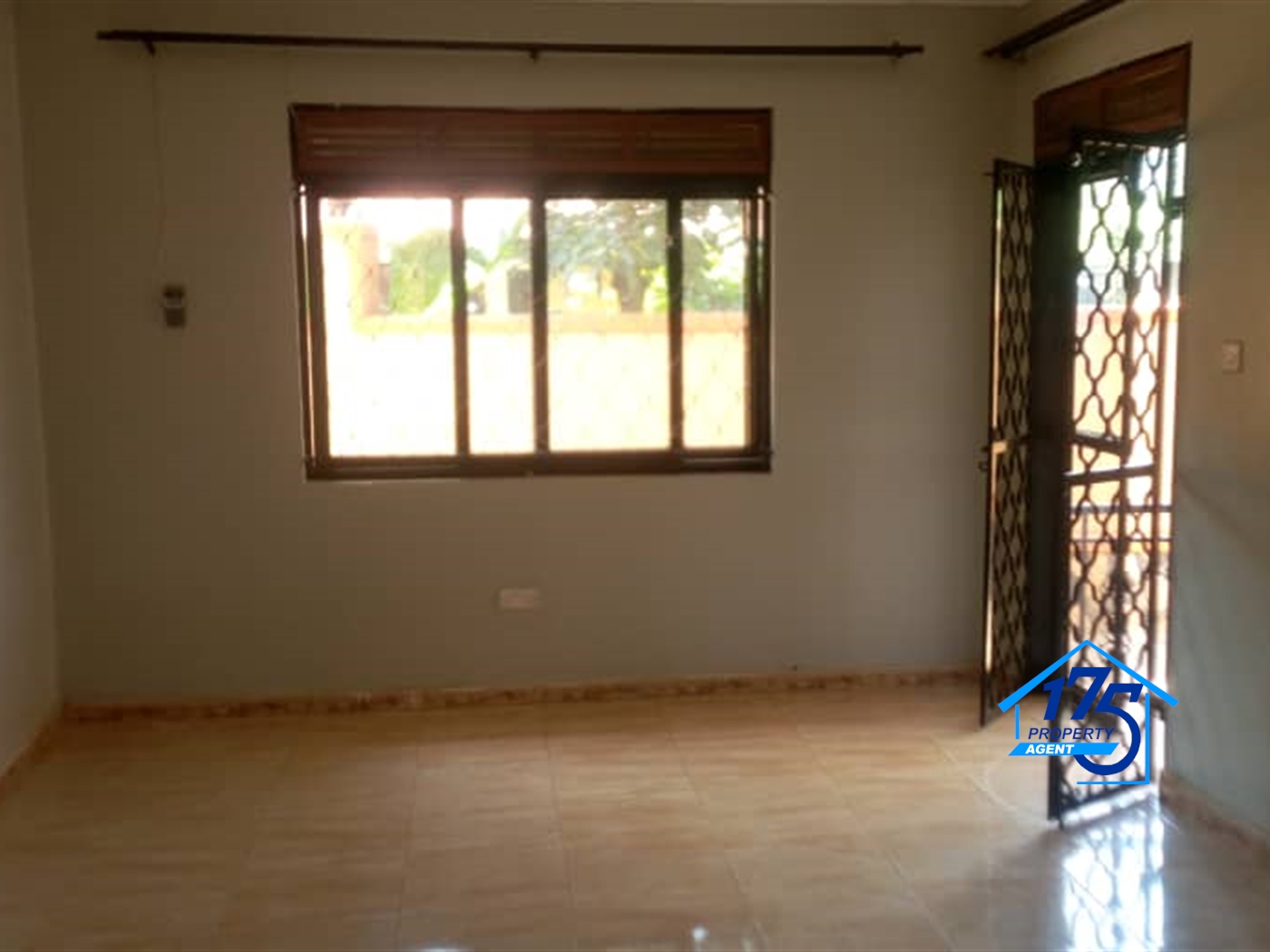 Bungalow for rent in Kira Wakiso