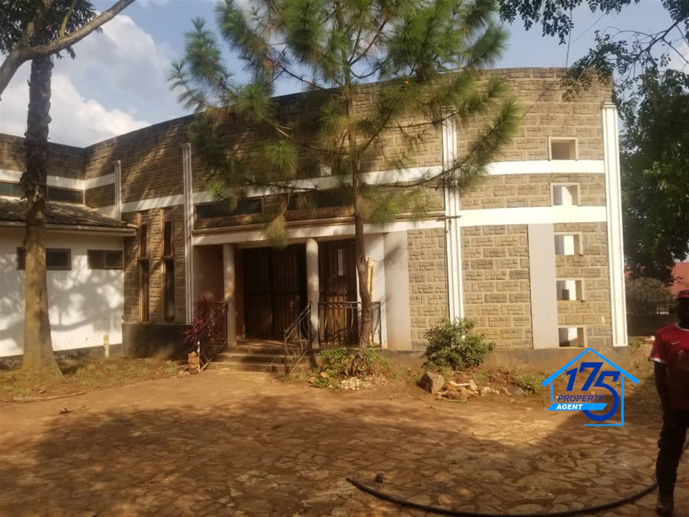 Bungalow for rent in Kira Wakiso