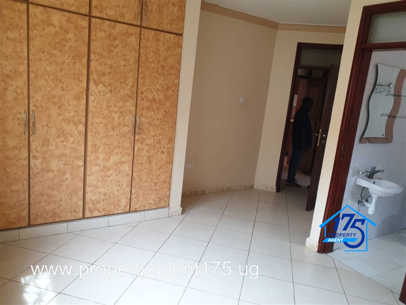 Apartment for rent in Kyaliwajjala Wakiso