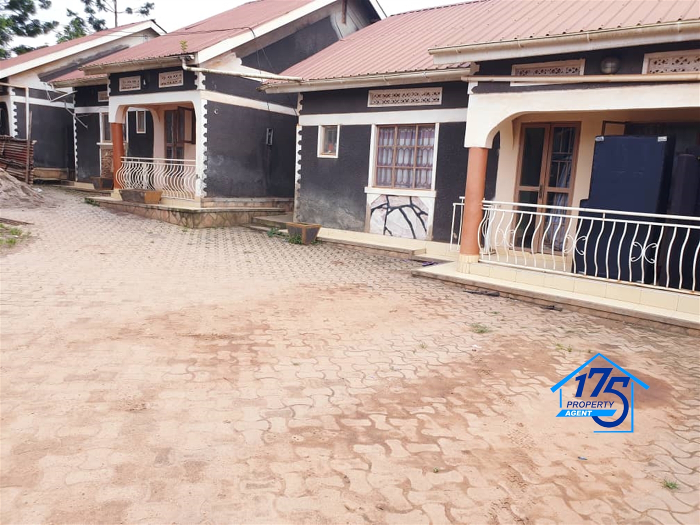 Semi Detached for rent in Kyaliwajjala Wakiso