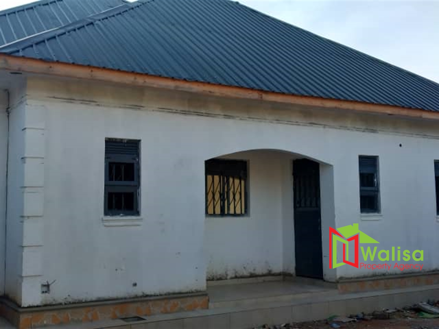 Bungalow for sale in Kyabakadde Mukono