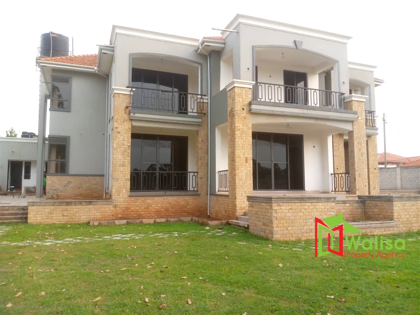 Mansion for sale in Mbalwa Wakiso