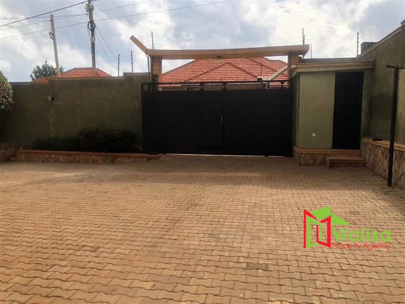 Bungalow for sale in Kira Wakiso