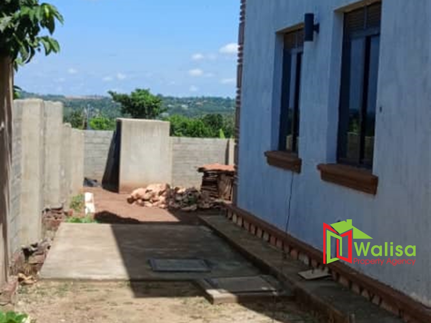 Shell House for sale in Busukuma Wakiso