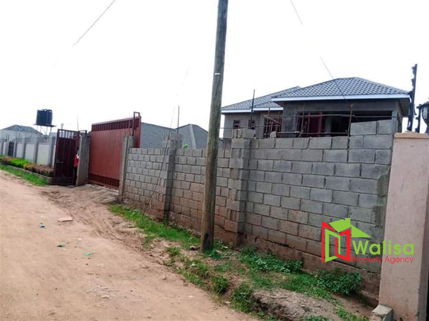 Storeyed house for sale in Namugongo Wakiso