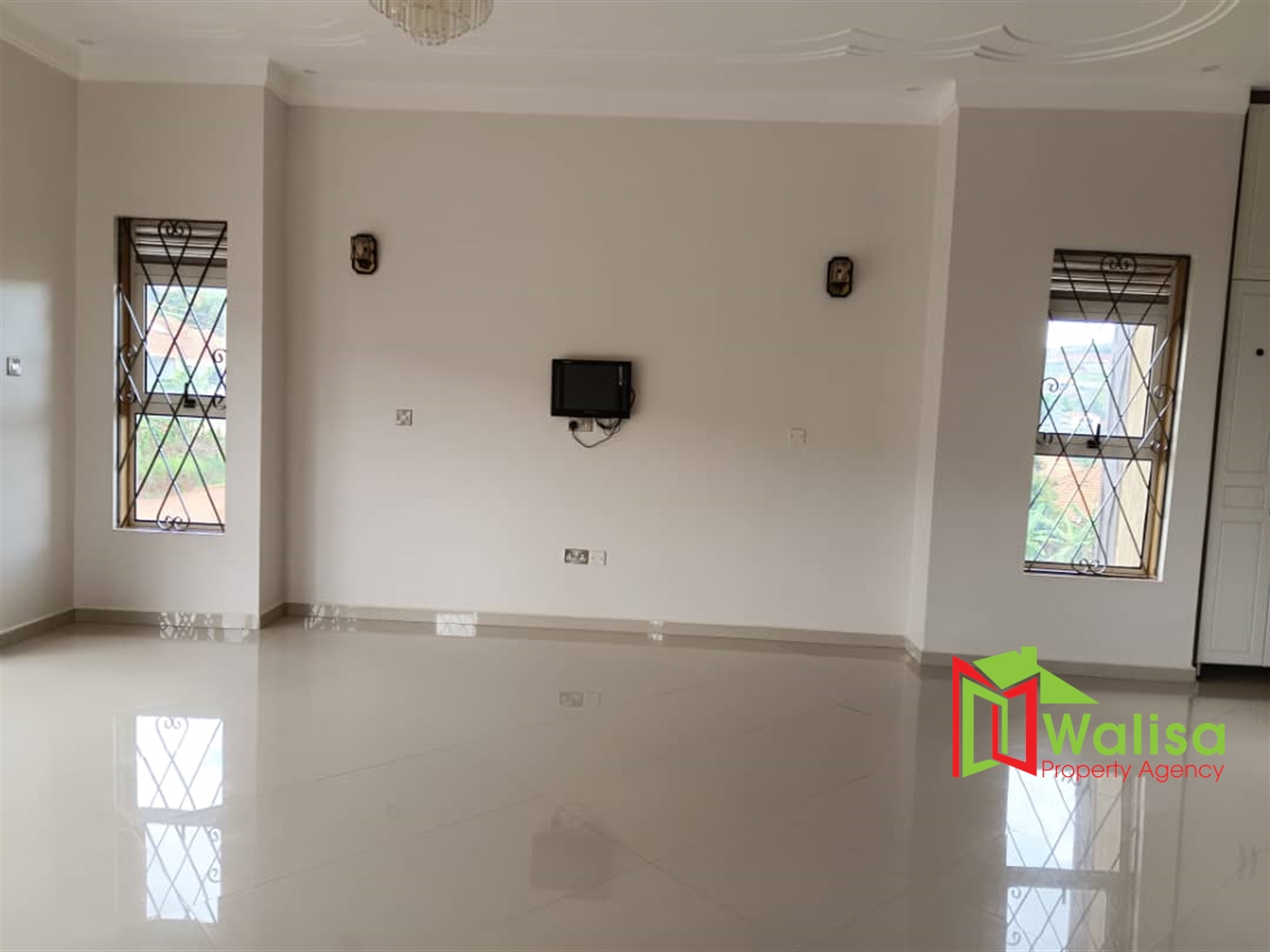 Storeyed house for sale in Bwebajja Wakiso