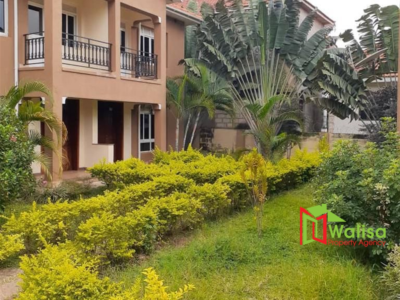 Villa for sale in Muyenga Kampala