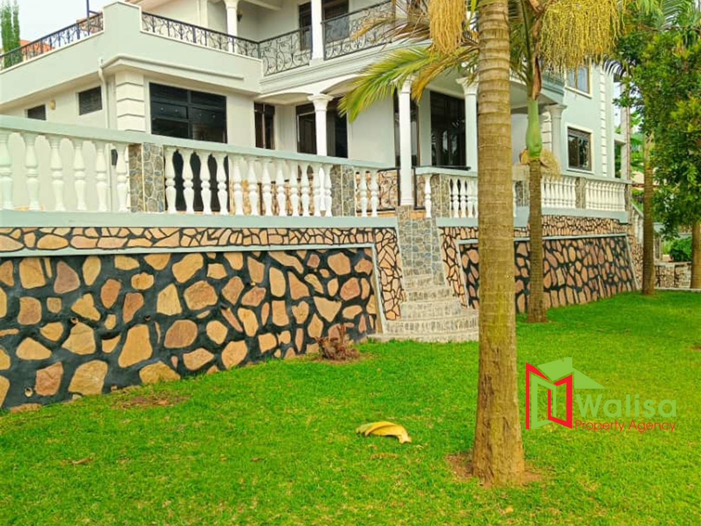 Storeyed house for sale in Akright Wakiso