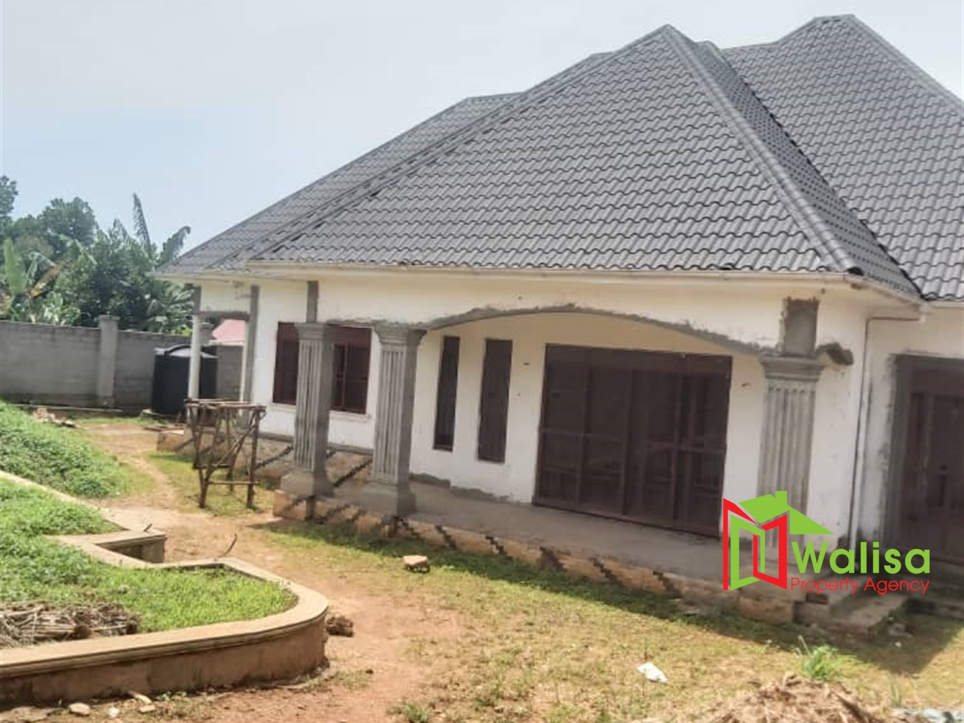 Bungalow for sale in Kitende Wakiso