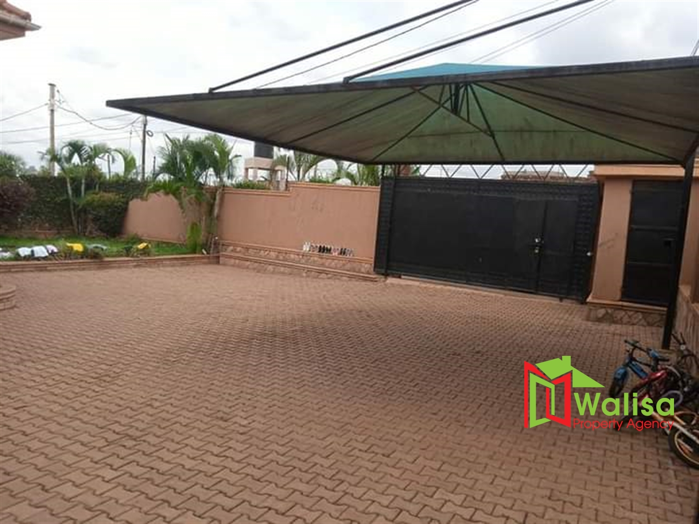 Bungalow for sale in Kira Wakiso