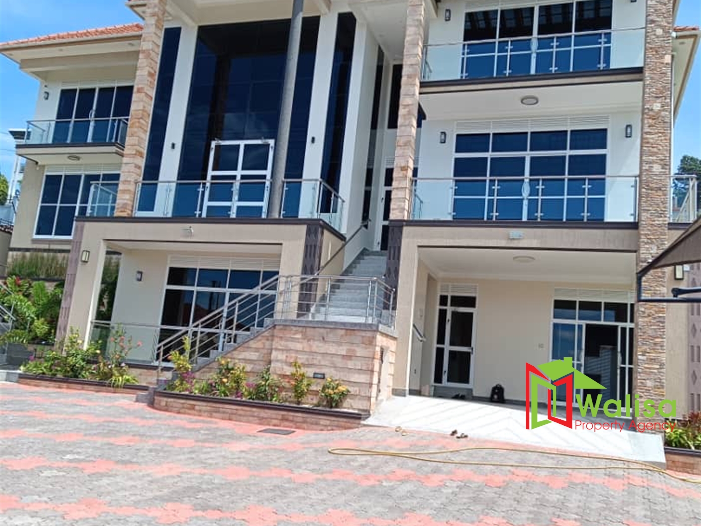 Storeyed house for sale in Lubowa Wakiso