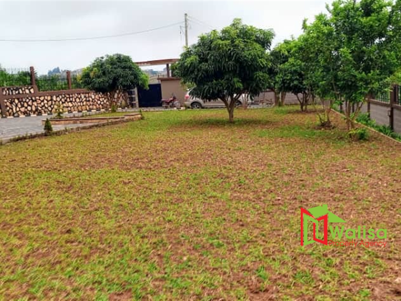 Storeyed house for sale in Bwebajja Wakiso