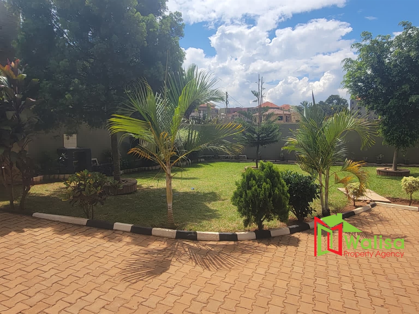 Storeyed house for sale in Kulambilo Kampala