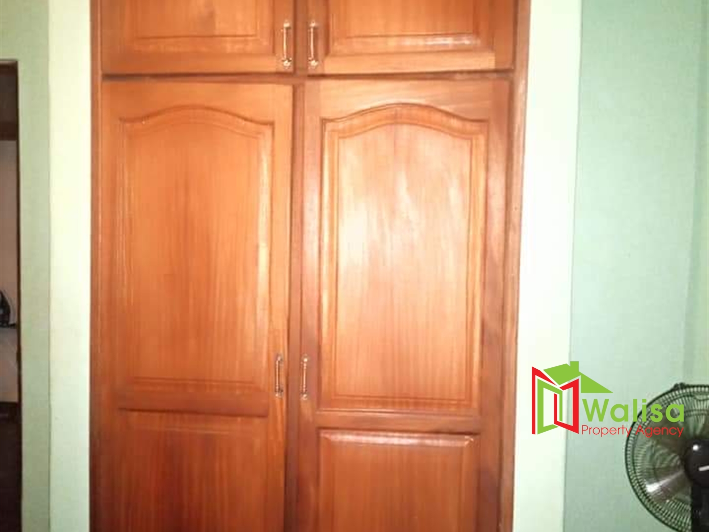 Storeyed house for sale in Kitubulu Wakiso